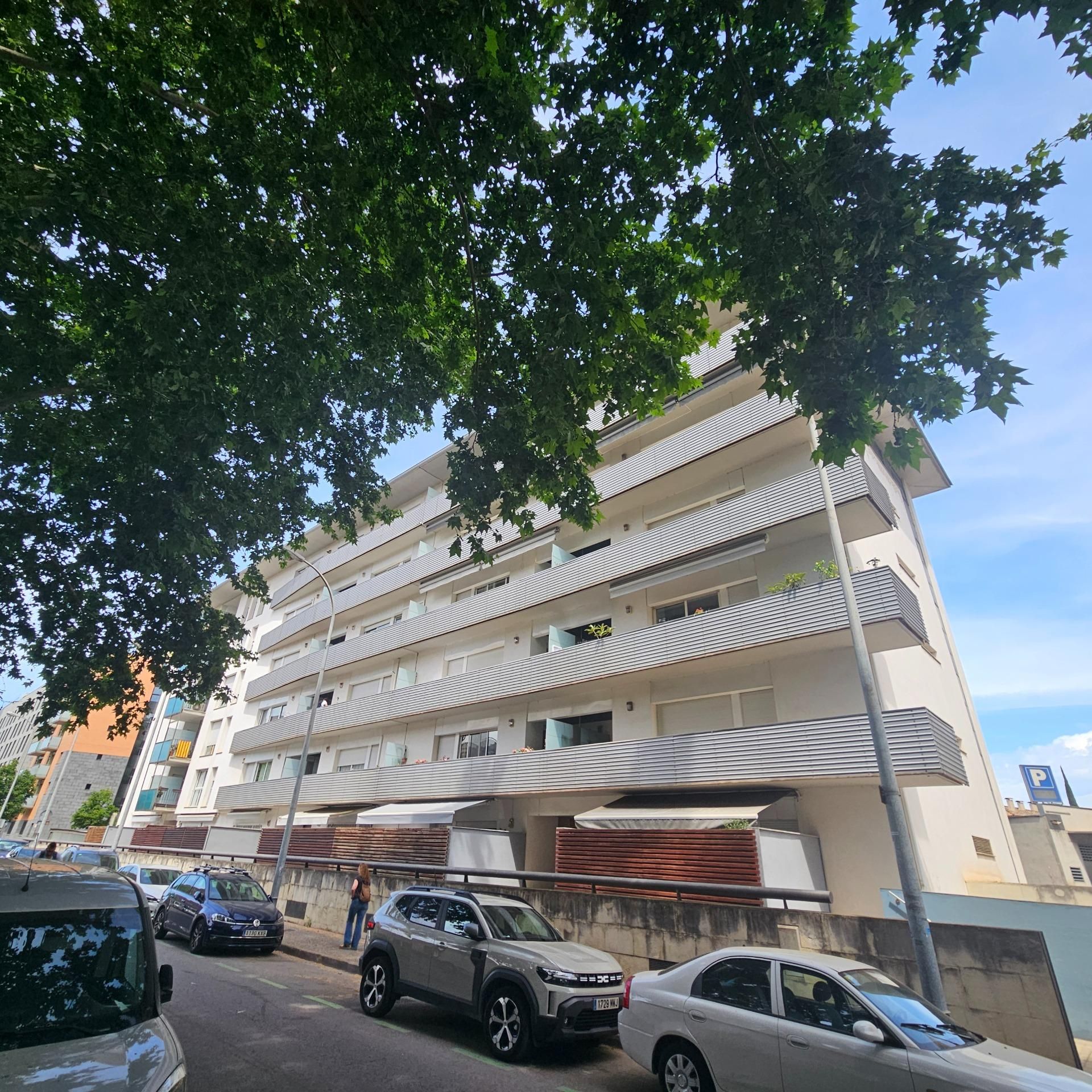 Vista exterior de Pis en venda en Girona Capital amb Aire condicionat, Calefacció i Terrassa