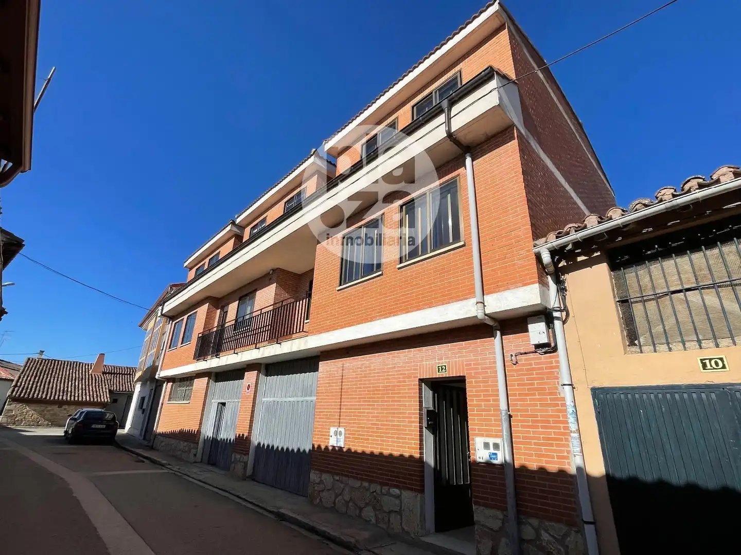 Vista exterior de Casa o xalet en venda en Ibeas de Juarros amb Calefacció i Moblat