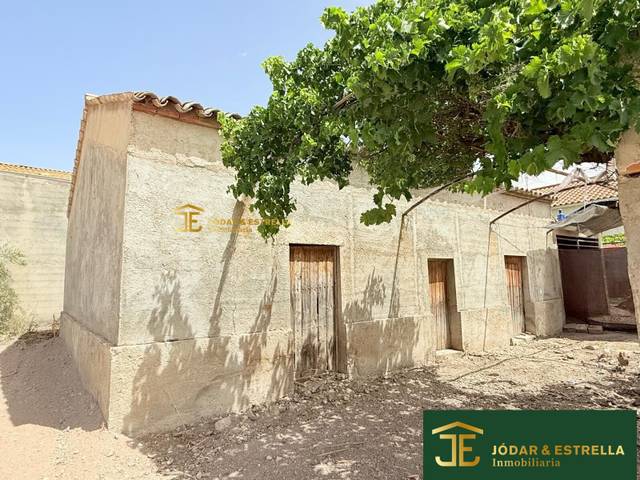 Casa-chalet en Venta en Cazalla