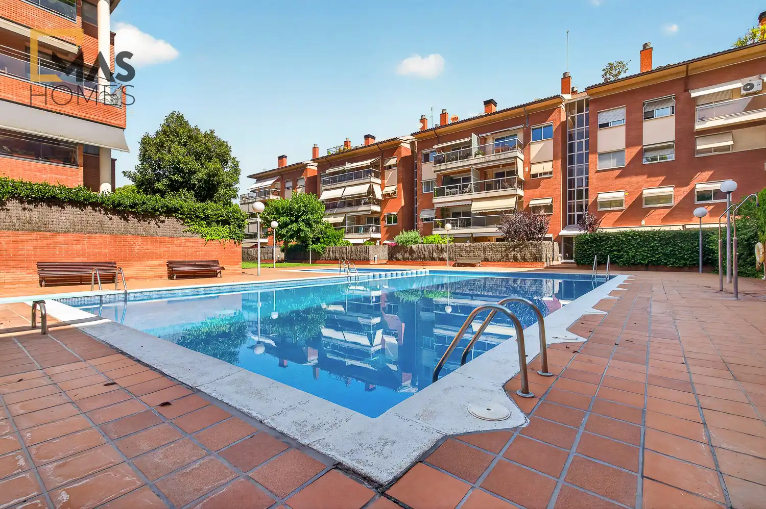 Piscina de Piso en venta en Sant Cugat del Vallès con Aire acondicionado, Calefacción y Jardín privado