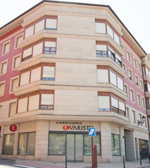 Foto 2 de Garatge en venda a Calle de la Vega, 38, Haro, La Rioja