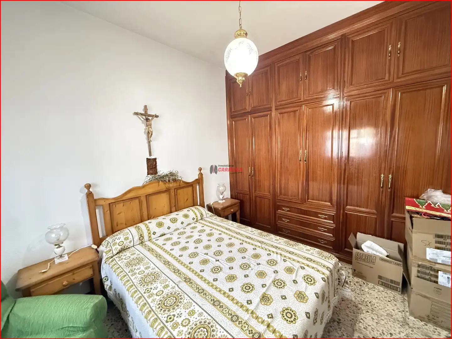 Dormitori de Casa adosada en venda en La Torre de Esteban Hambrán amb Aire condicionat, Calefacció i Jardí privat