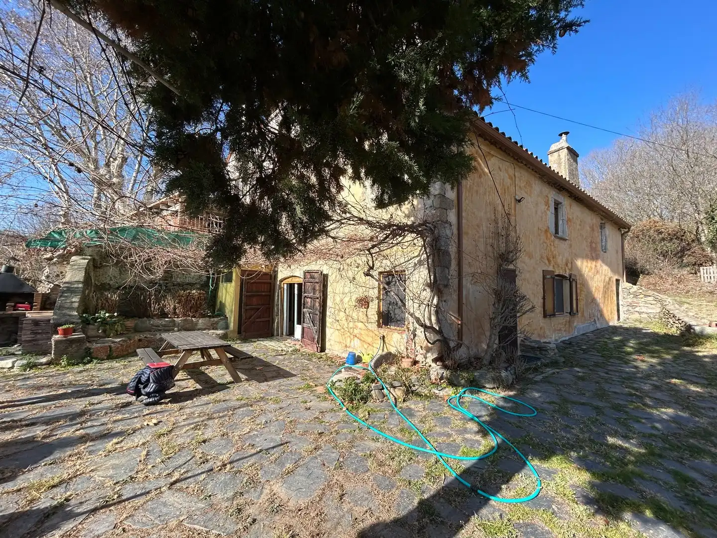 Vista exterior de Finca rústica en venda en Santa Maria de Palautordera amb Calefacció