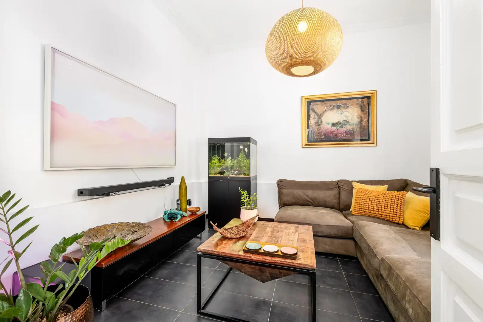 Sala d'estar de Casa o xalet en venda en Málaga amb Aire condicionat, Calefacció i Jardí privat
