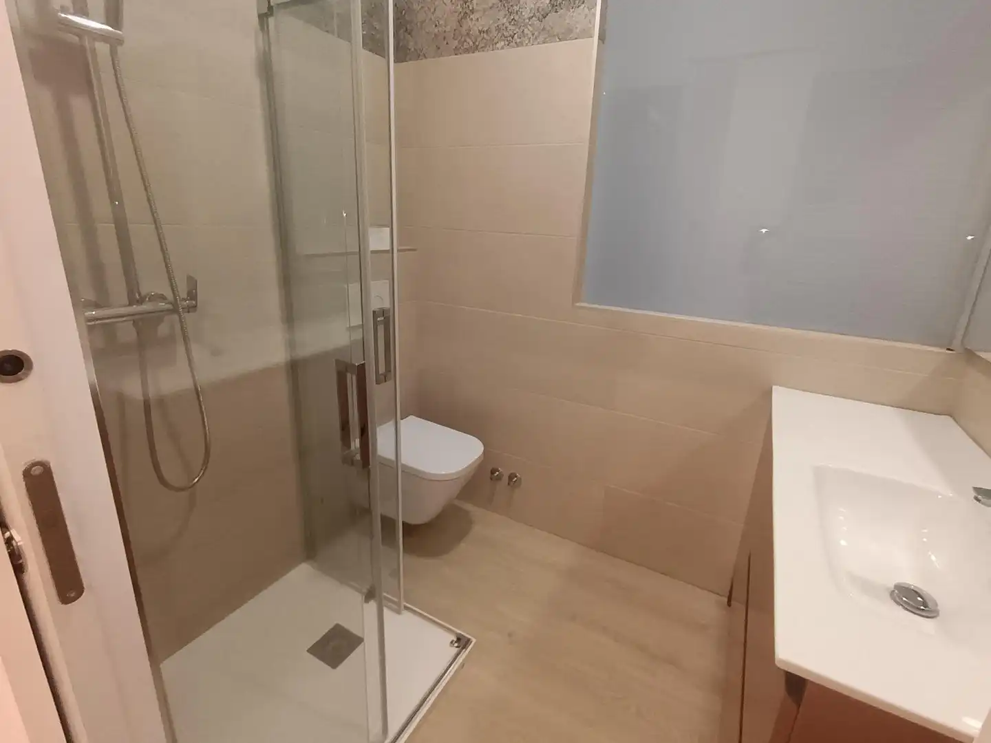 Bathroom of Flat for rent in Valladolid  with Heating