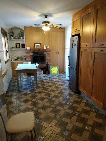 Casa adosada en Venta en Madrigueras