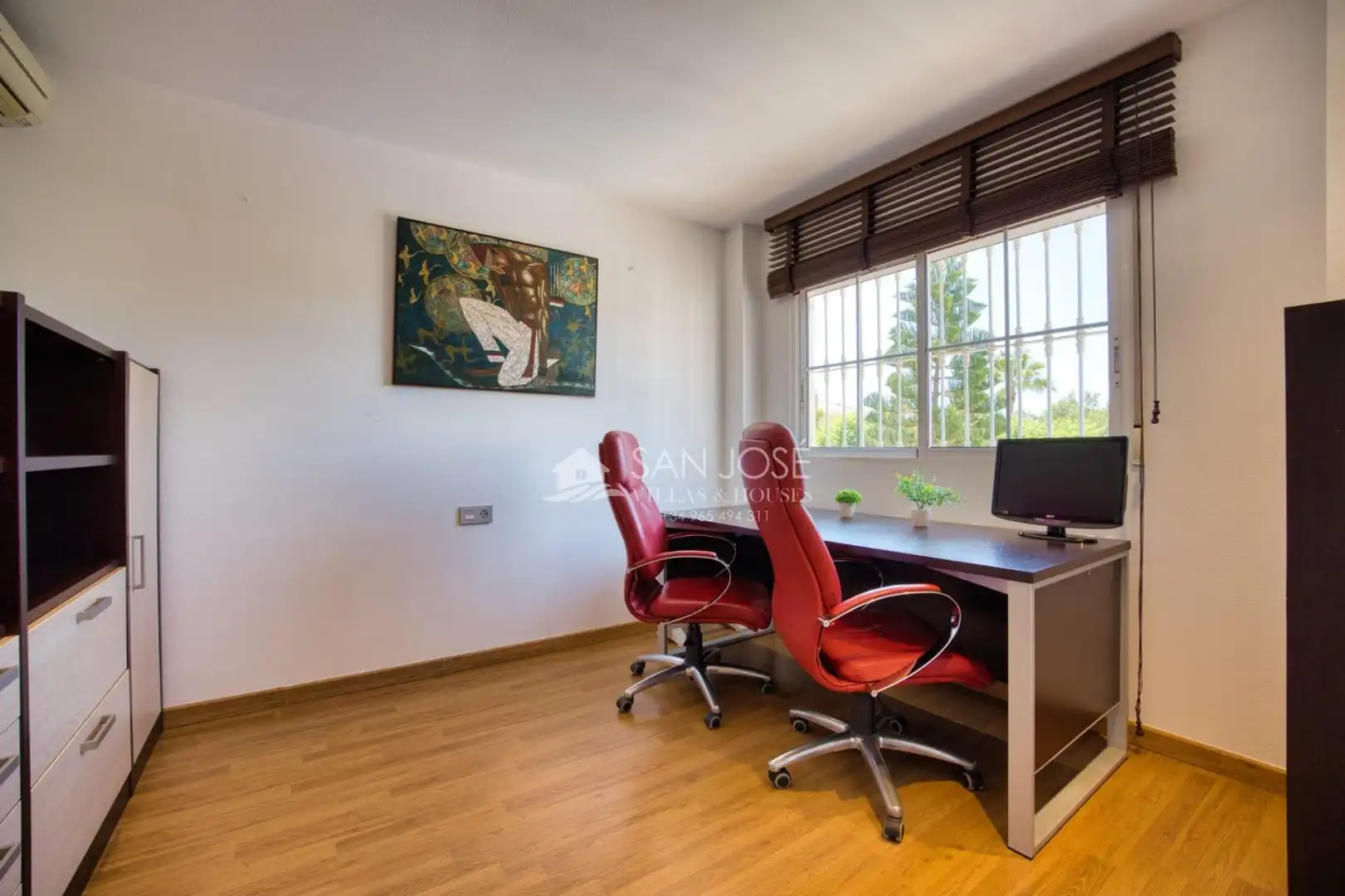 Houses for sale in Aspe  with Air Conditioner, Heating and Private garden