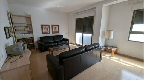 EDIFICIO DE TRES PLANTAS EN VENTA EN SAX EN ZONA CENTRO, imagen 2
