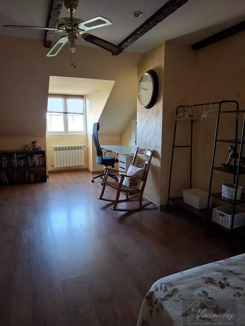 Habitación de Piso para compartir en Boadilla del Monte con Amueblado