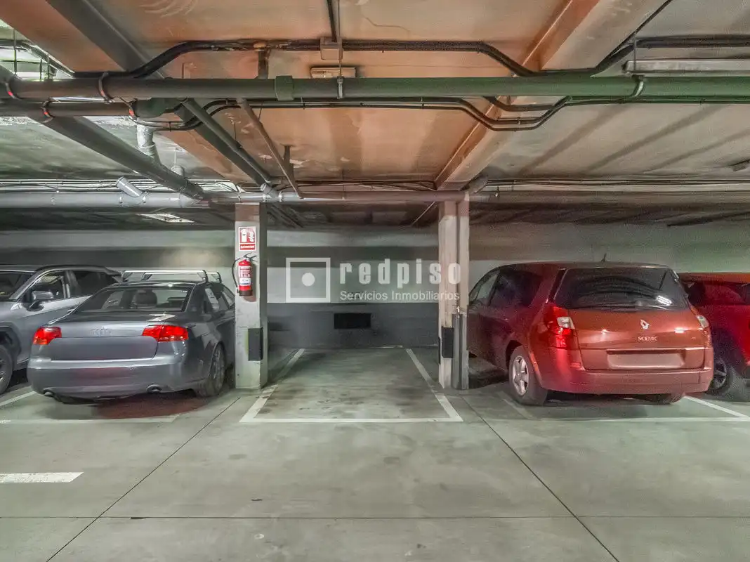 Parking of Flat for sale in Madrid  with Air Conditioner and Heating