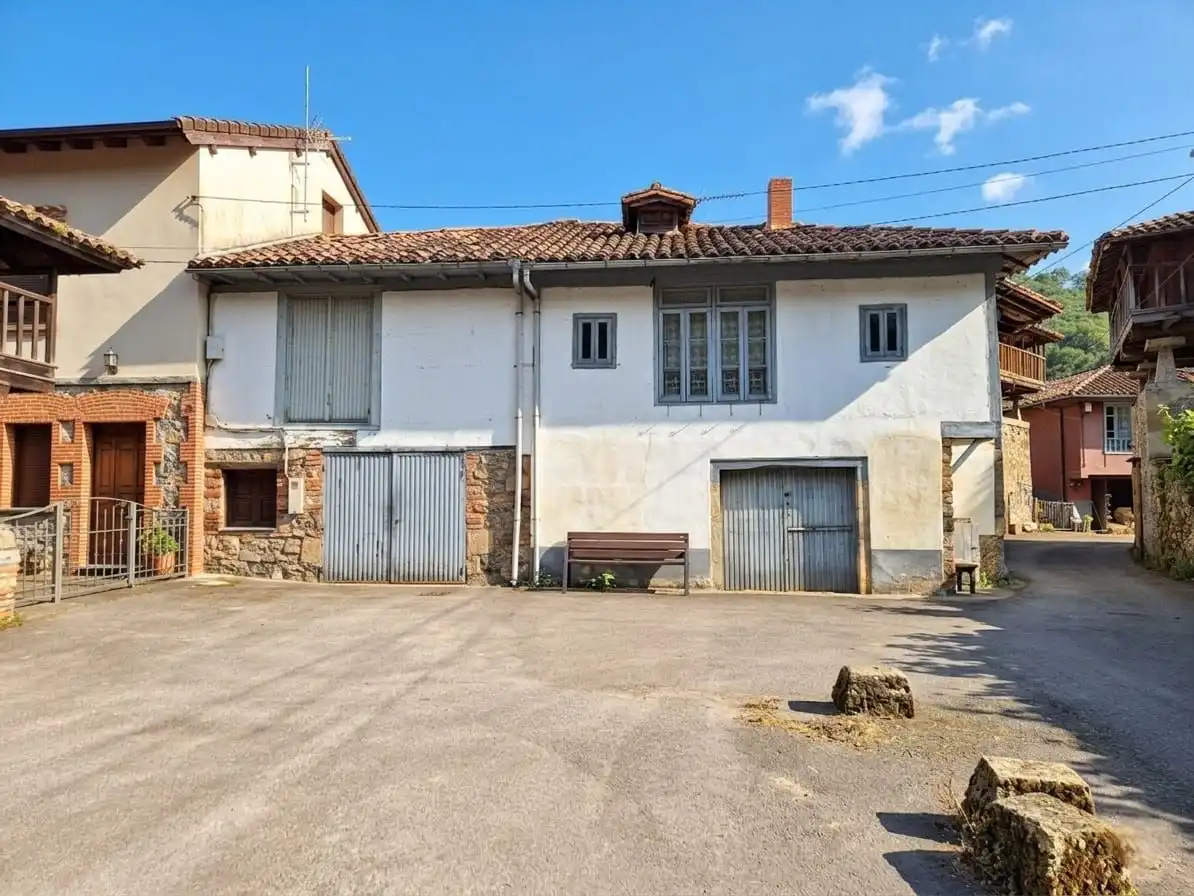 Casa amb jardí en venda a Grado, imagen 4