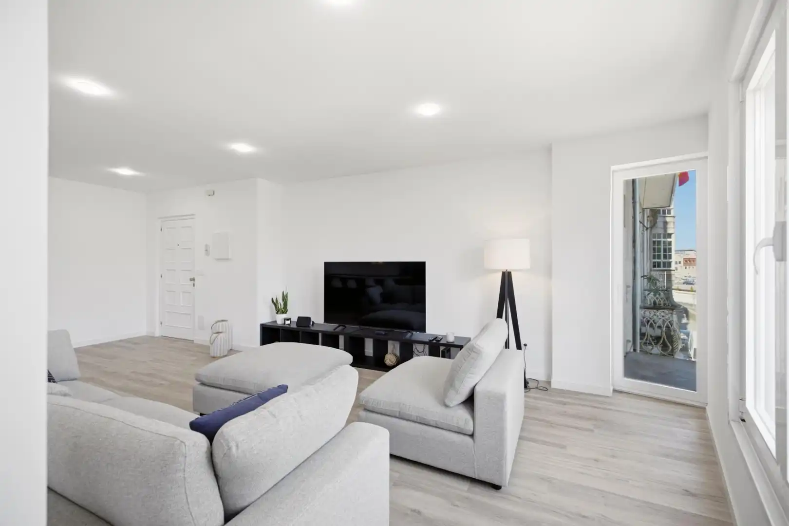 Living room of Apartments for sale in Vigo   with Heating, Furnished and Balcony