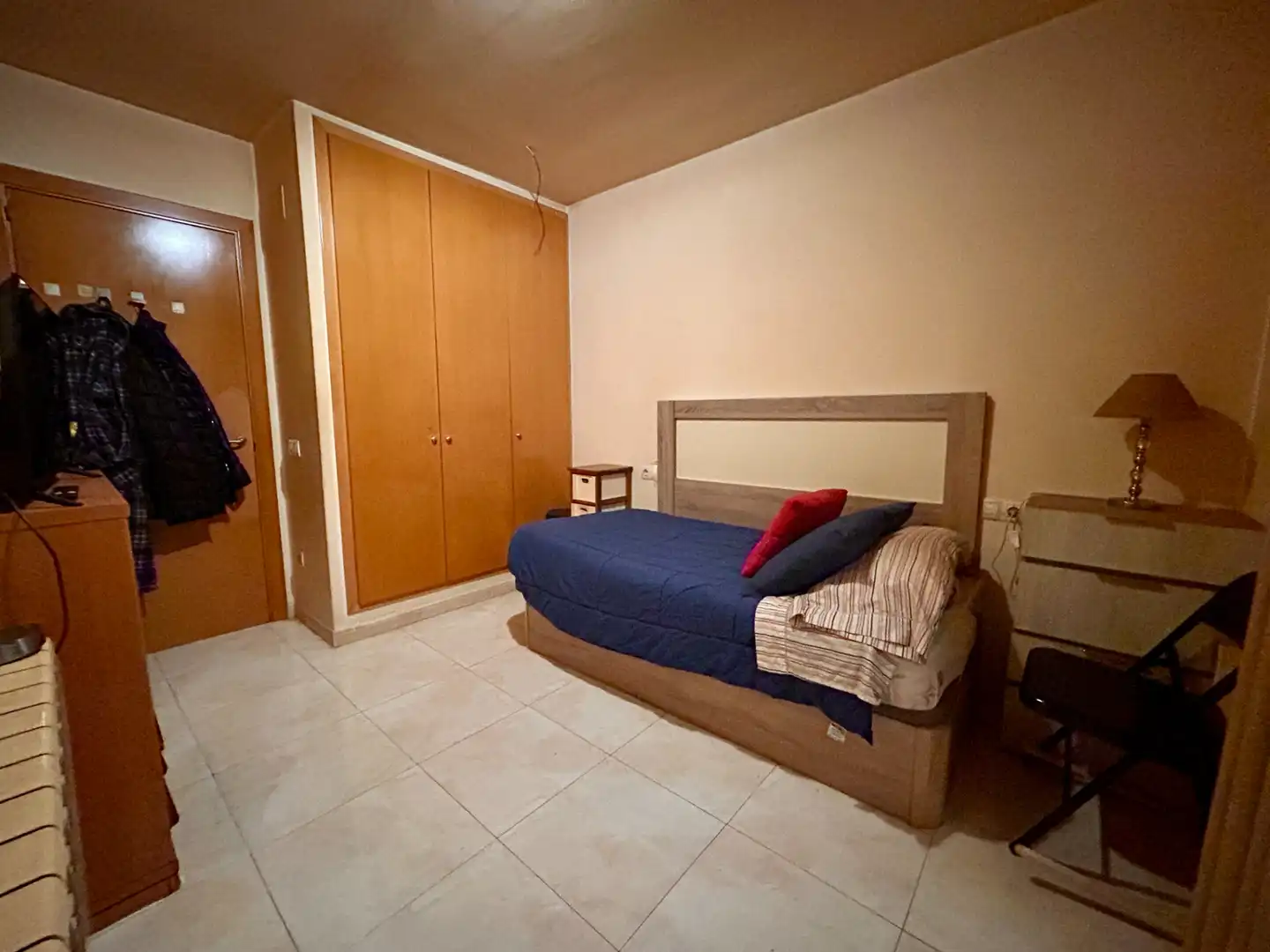 Habitación de Piso en venta en Girona con Calefacción