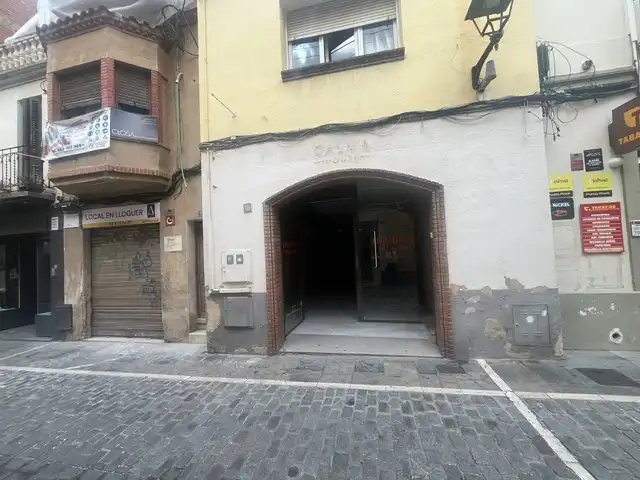 Locale commerciale in affitto a Carrer de Santa Maria 17, imagen 3