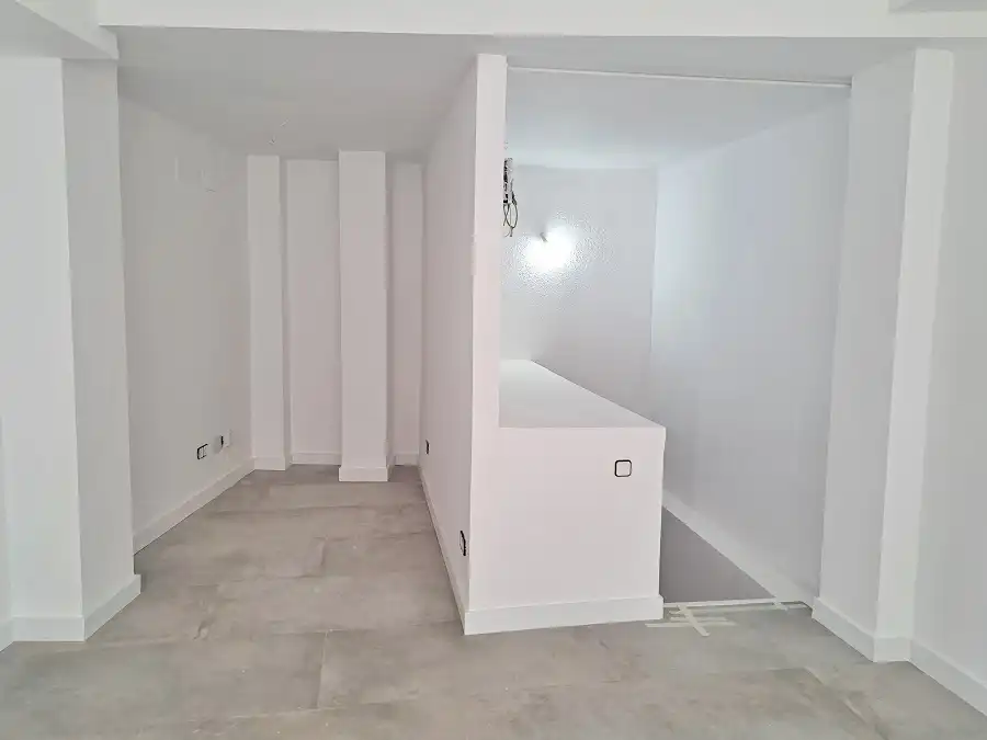 Commercial properties for rent in Torrelodones  with Air Conditioner
