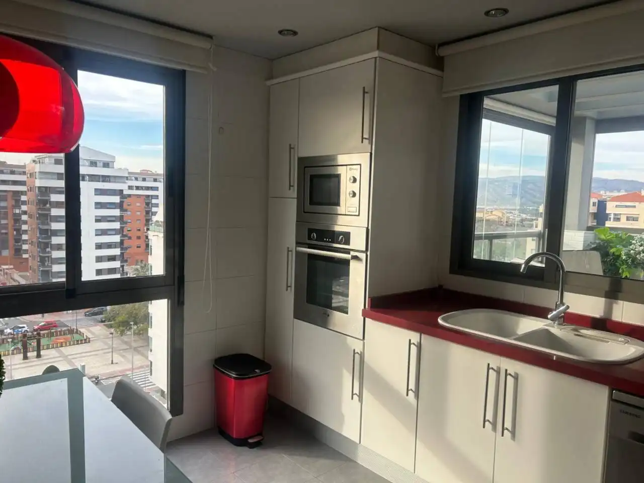 Küche von Dachboden zum Verkauf in Castellón de la Plana / Castelló de la Plana mit Heizung, Terrasse und Abstellraum