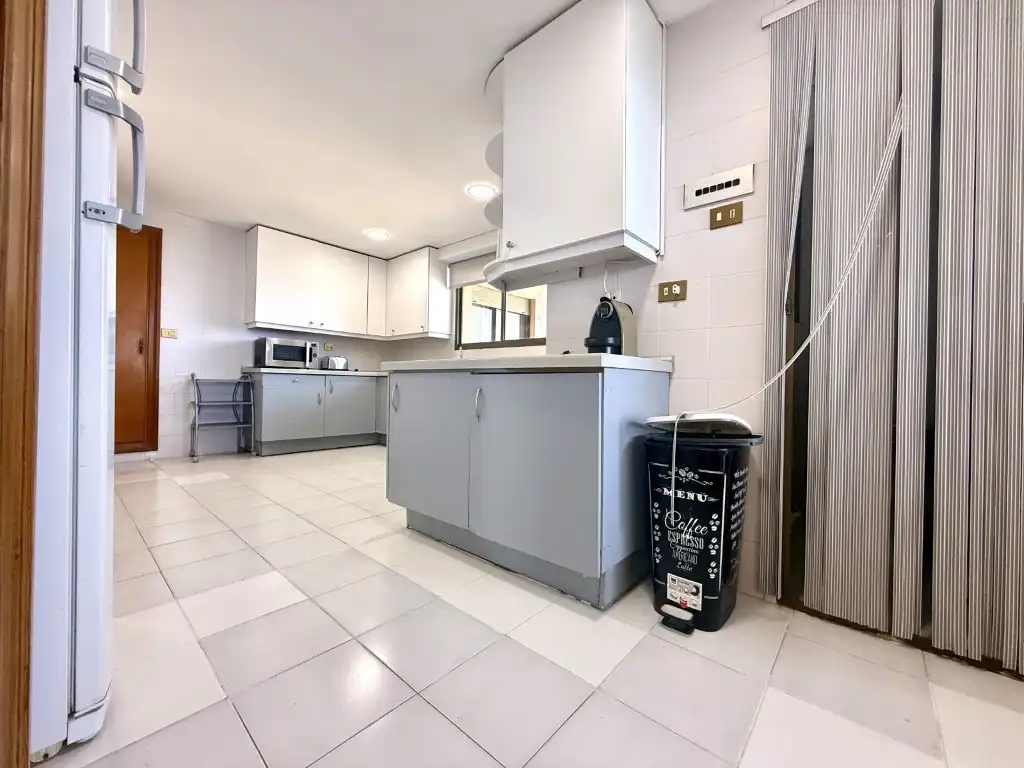 Apartament de lloguer a Avenida Ferrandis Salvador, Heliópolis