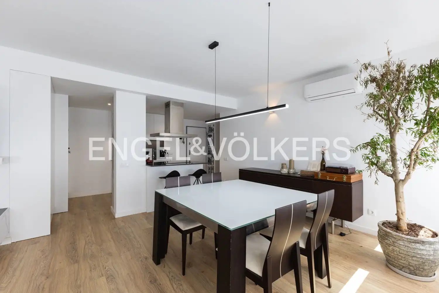 Comedor de Piso de alquiler en Castellón de la Plana / Castelló de la Plana con Aire acondicionado, Calefacción y Parquet