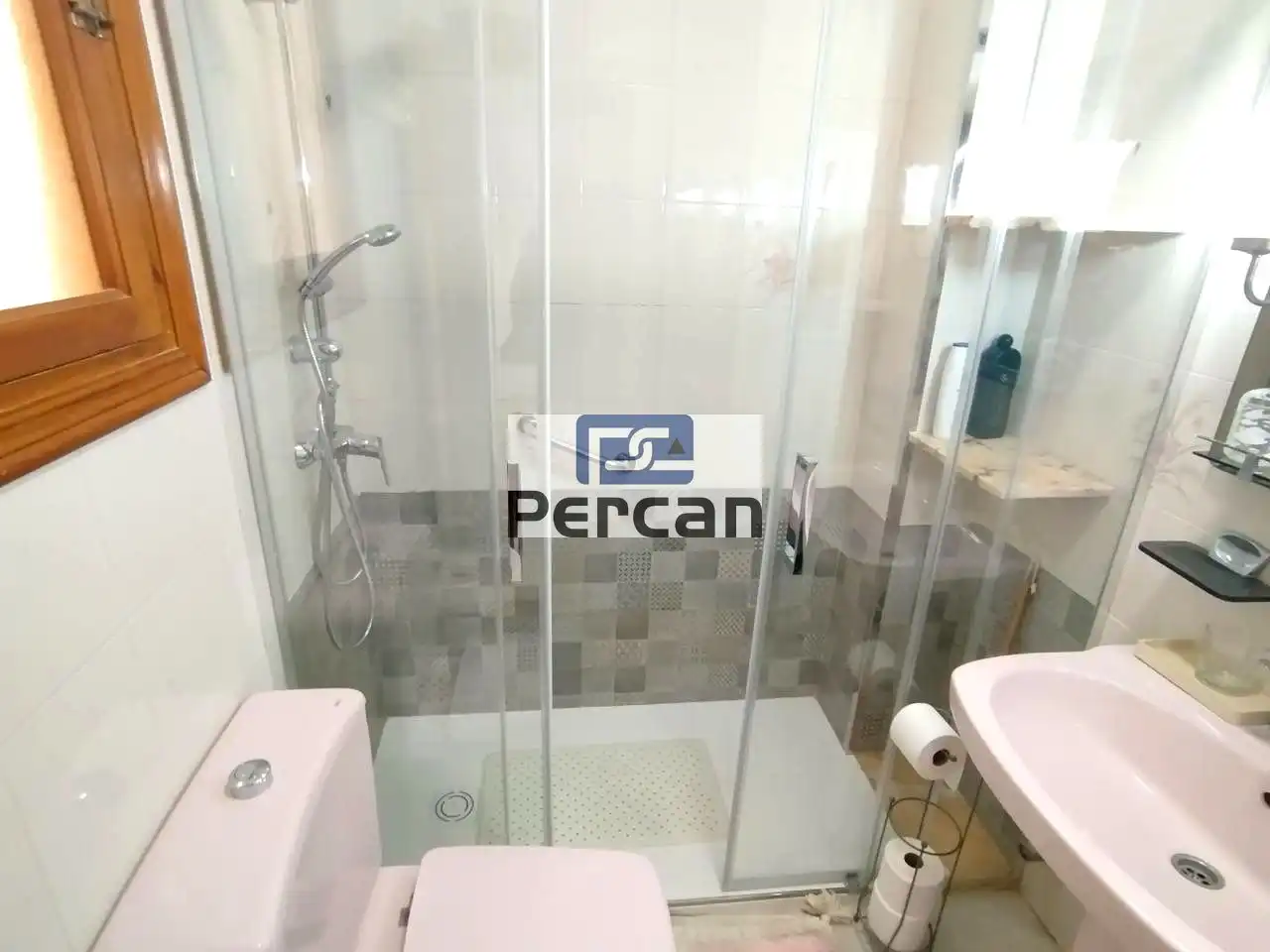 Badezimmer von Haus oder Chalet zur Miete in El Campello mit Klimaanlage, Terrasse und Möbliert