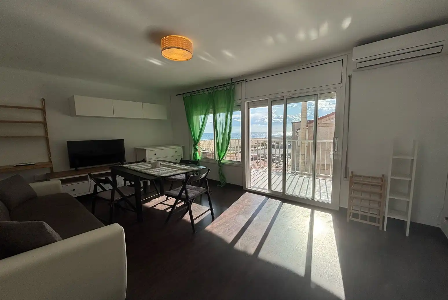 Apartments for rent in Lluminetes