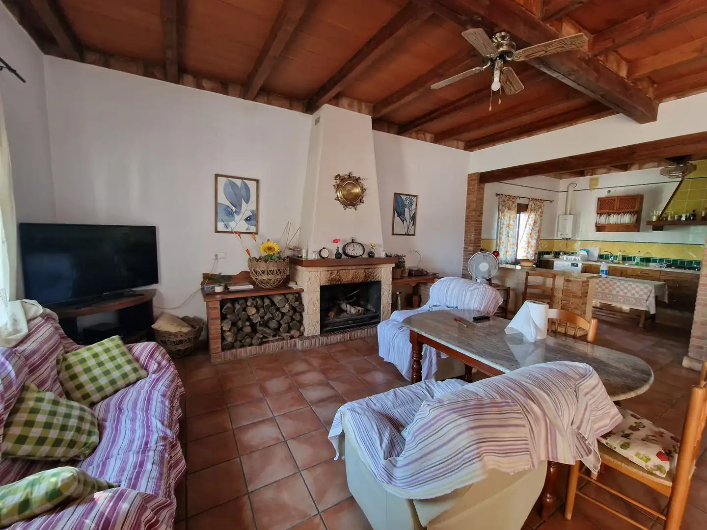 Sala d'estar de Casa o xalet en venda en Montalbán de Córdoba amb Aire condicionat, Jardí privat i Terrassa