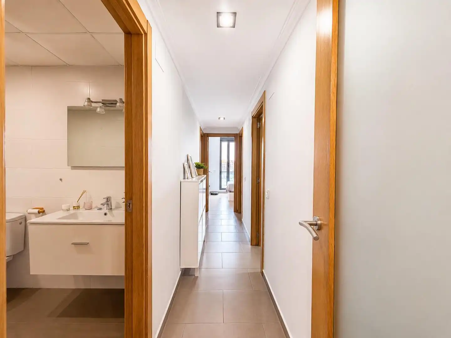Wohnung zur Miete in Valencia mit Klimaanlage, Heizung und Balkon