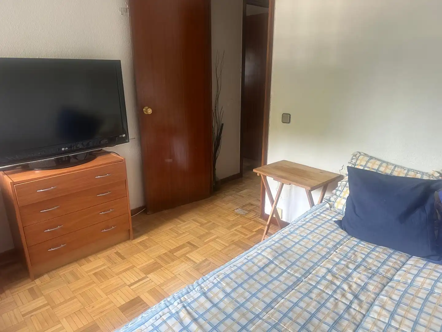 Bedroom of Flat for sale in Madrid  with Heating, Terrace and Furnished
