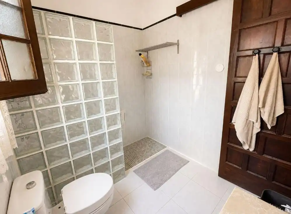 Bany de Casa o xalet en venda en Alella