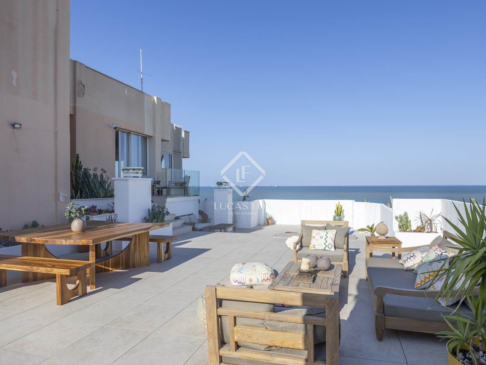 Terrace of Flat to rent in  Valencia Capital  with Air Conditioner, Private garden and Terrace