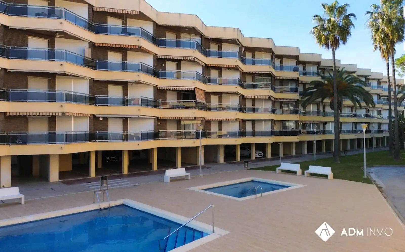 Piscina de Pis en venda en Cambrils amb Aire condicionat, Calefacció i Terrassa
