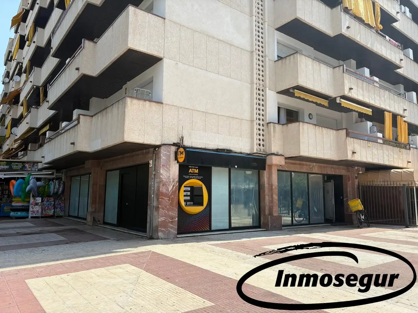 Geschaftsraum zur Miete in Salou mit Klimaanlage, Heizung und Terrasse