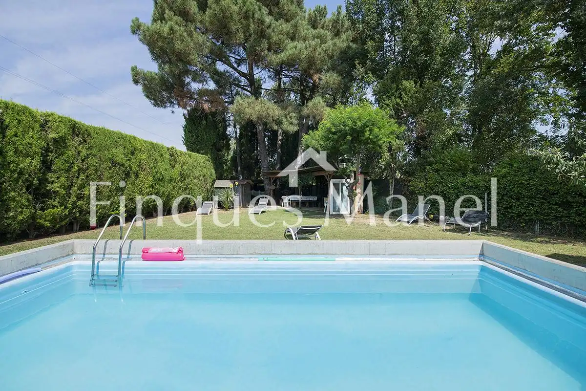 Houses for sale in Carreteta de Banyoles, Fontcoberta