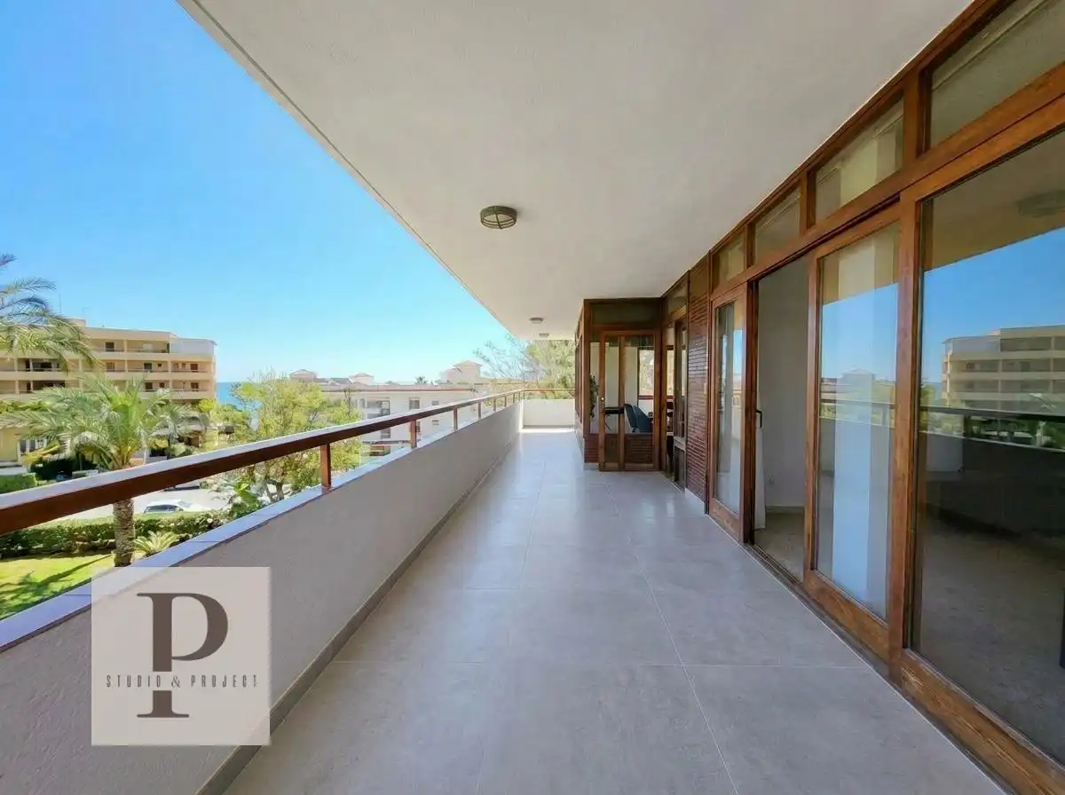 Terraza de Piso en venta en Torremolinos con Calefacción, Terraza y Amueblado