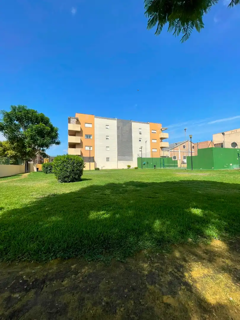 Pis en venda a Calle Pedro Miguel Gonzalez Quijano, 3, Chapín - Campus Universitario - Navinco