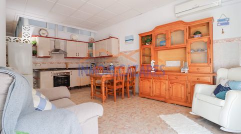 A 80M DE LA PLAYA, APARTAMENTO PLANTA BAJA DE 3 HABITACIONES Y TERRAZA EN LOS ALCÁZARES, MURCIA