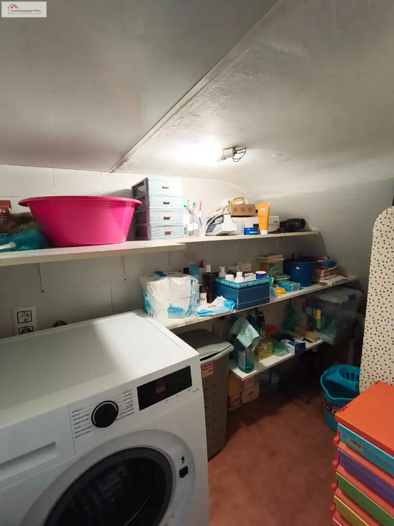 Detached homes for sale in Burguillos  with Air Conditioner, Storage room and Furnished