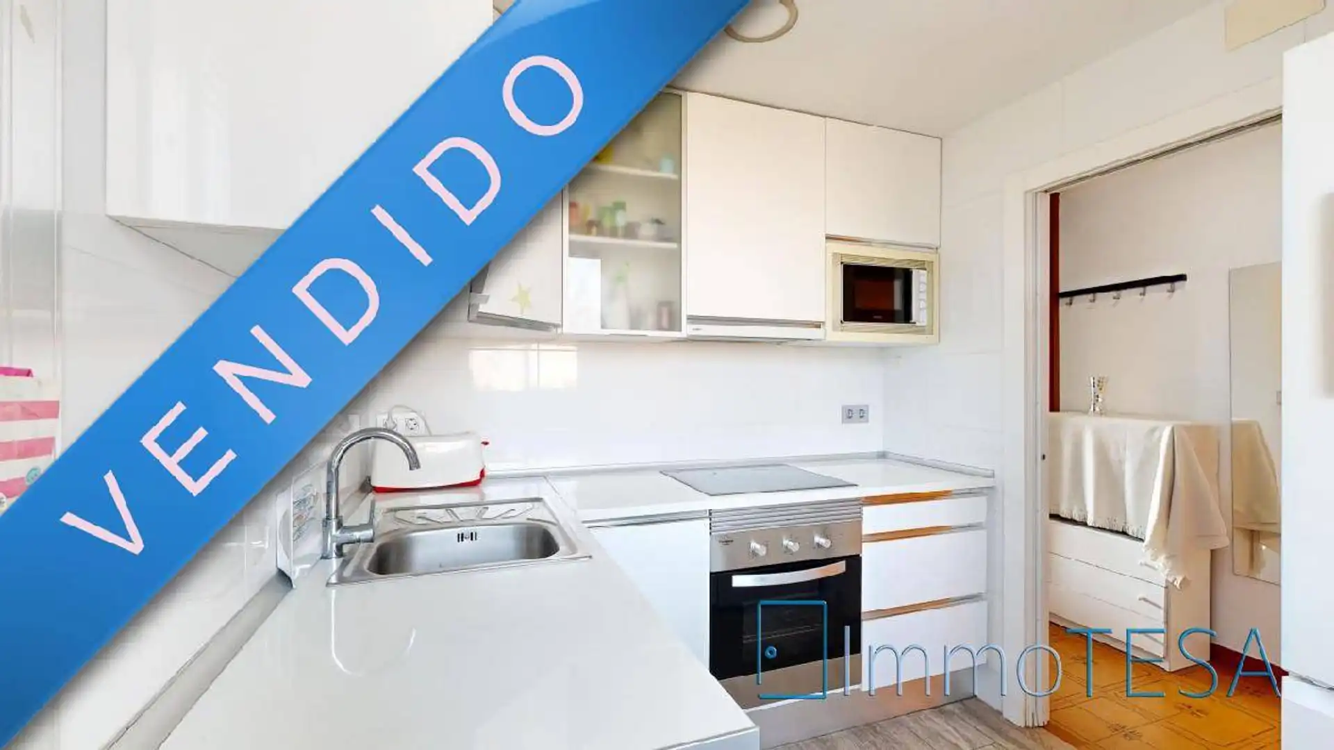 Kitchen of Flat for sale in Badia del Vallès  with Heating and Balcony