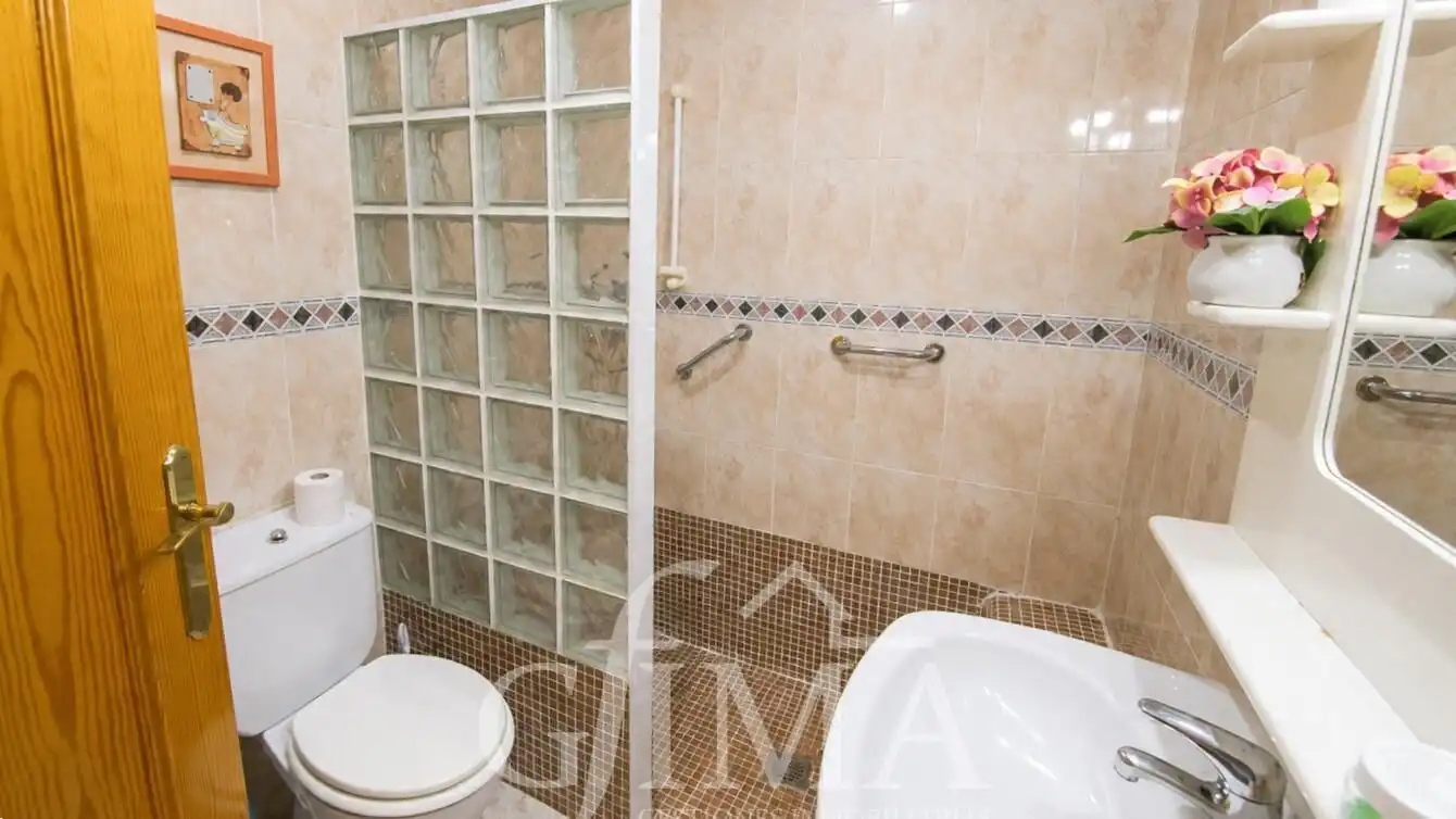 Bathroom of Attic for sale in Tomelloso  with Heating, Terrace and Furnished