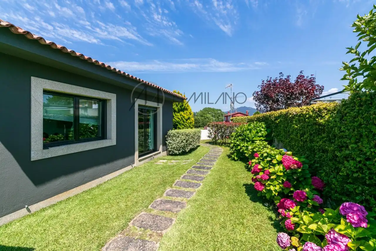 Villa avec piscine à vendre à Nigrán centro, imagen 7