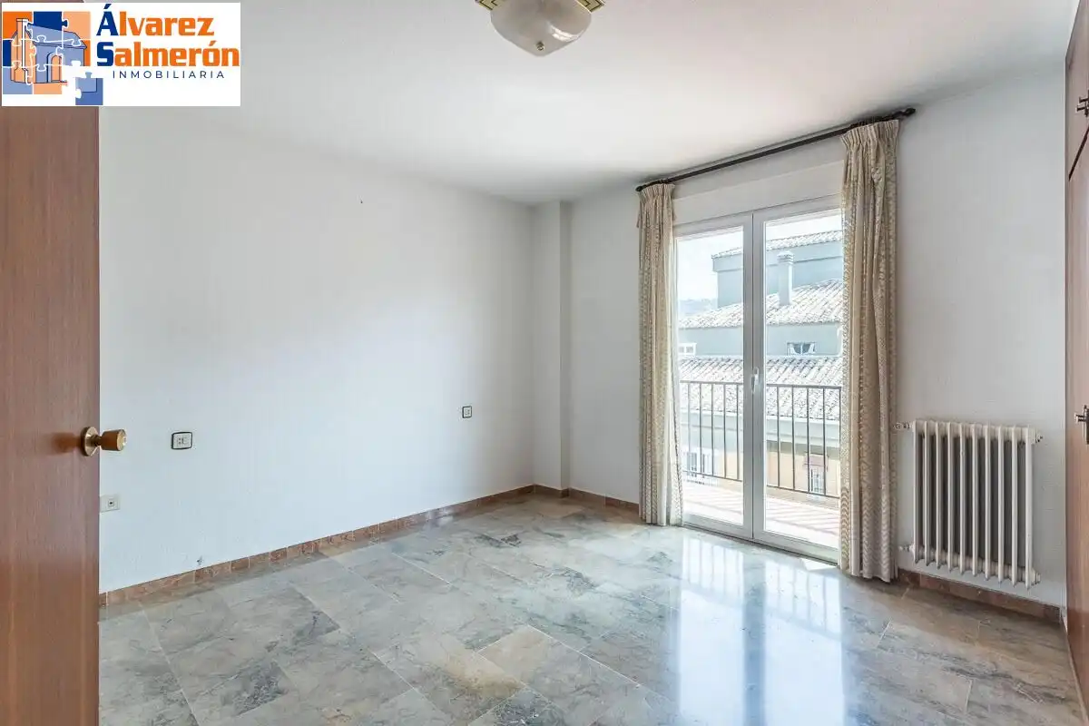 Exterior view of Flat for sale in Granada  with Heating and Terrace