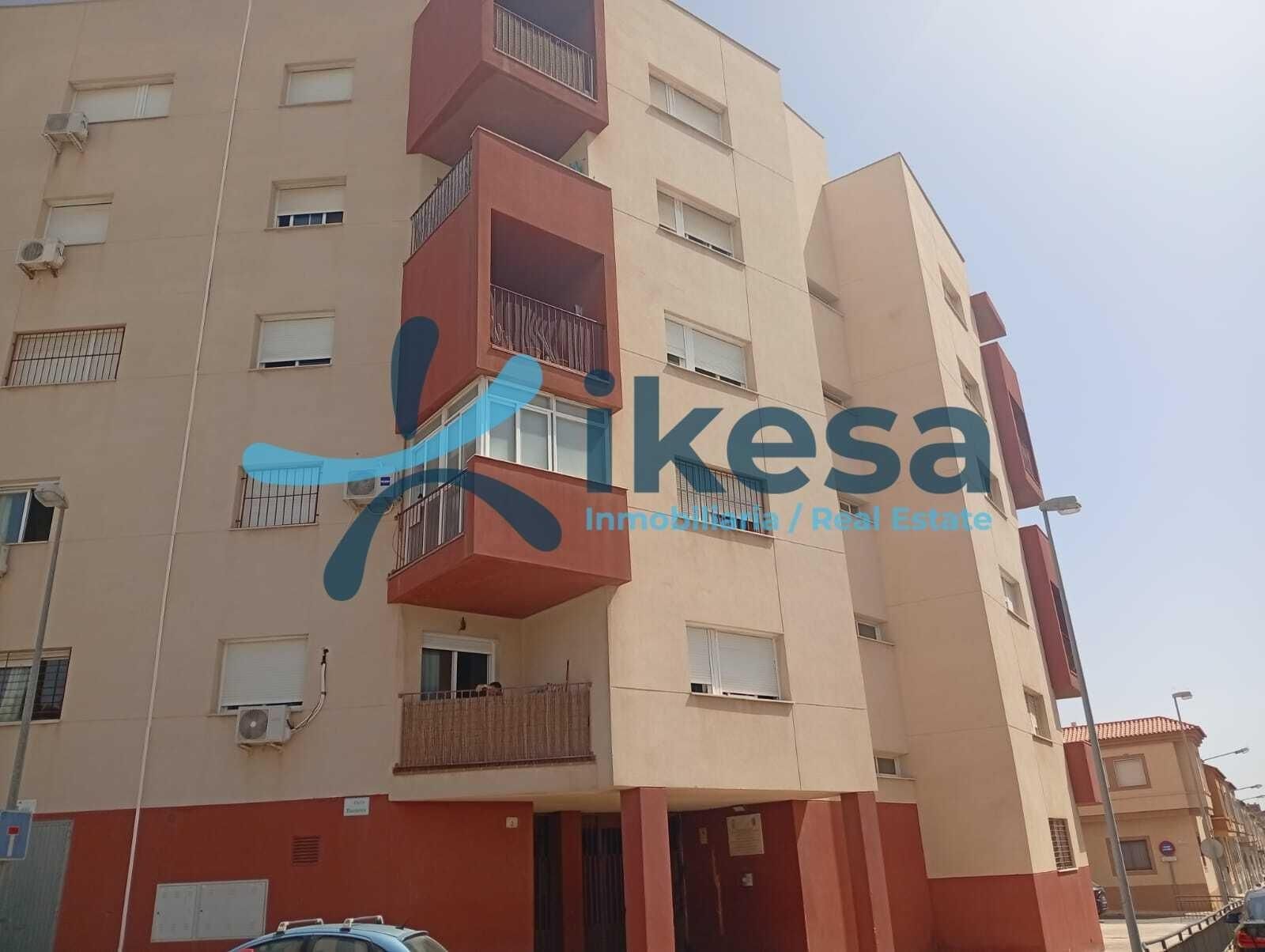 Vista exterior de Dúplex en venda en Vícar amb Balcó