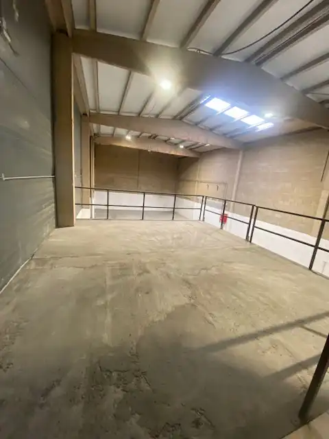 Nave industrial de alquiler en Santa Perpètua de Mogoda