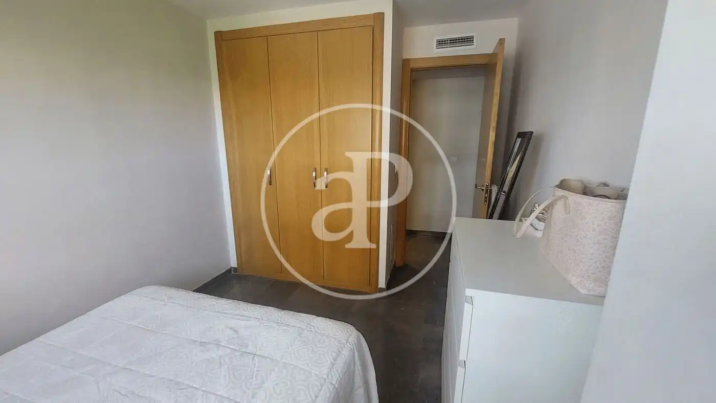 Bedroom of Flat for rent in Valencia  with Air Conditioner, Terrace and Furnished