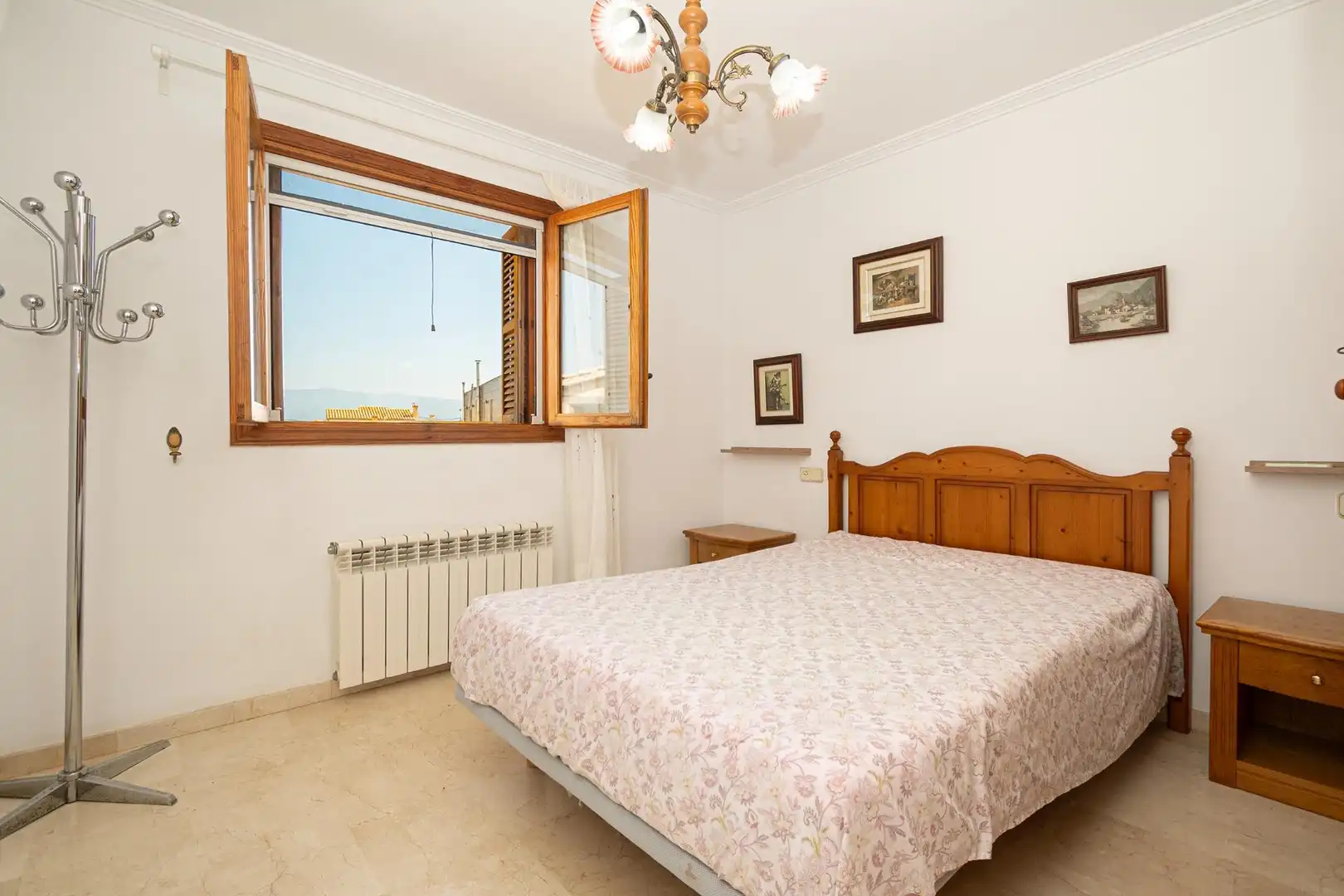 Casa aparellada amb terrassa en venda a Nord, imagen 13