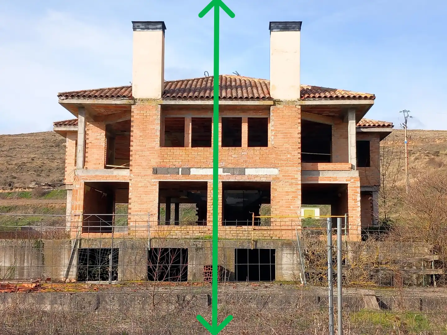 Adossat amb terrassa en venda a Calle Santillan
