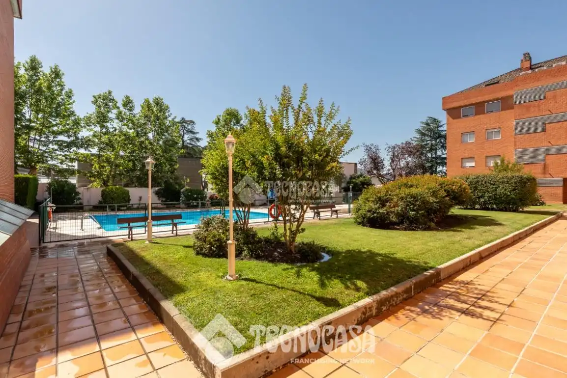 Swimming pool of Flat for sale in Las Rozas de Madrid  with Storage room and Community pool