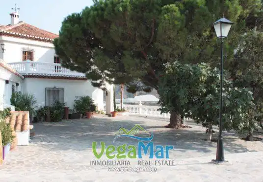 Casa con piscina in vendita a Avenida Salobreña, imagen 10