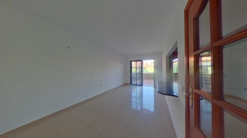 Foto 4 de Apartamento en venta en C/ Eneas - Urb. Atlántico II, Costa del Silencio, Arona