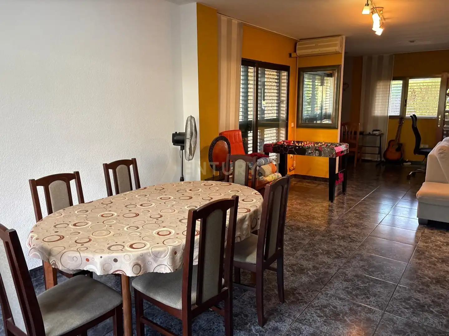 Comedor de Casa o chalet en venta en Chiva con Jardín privado