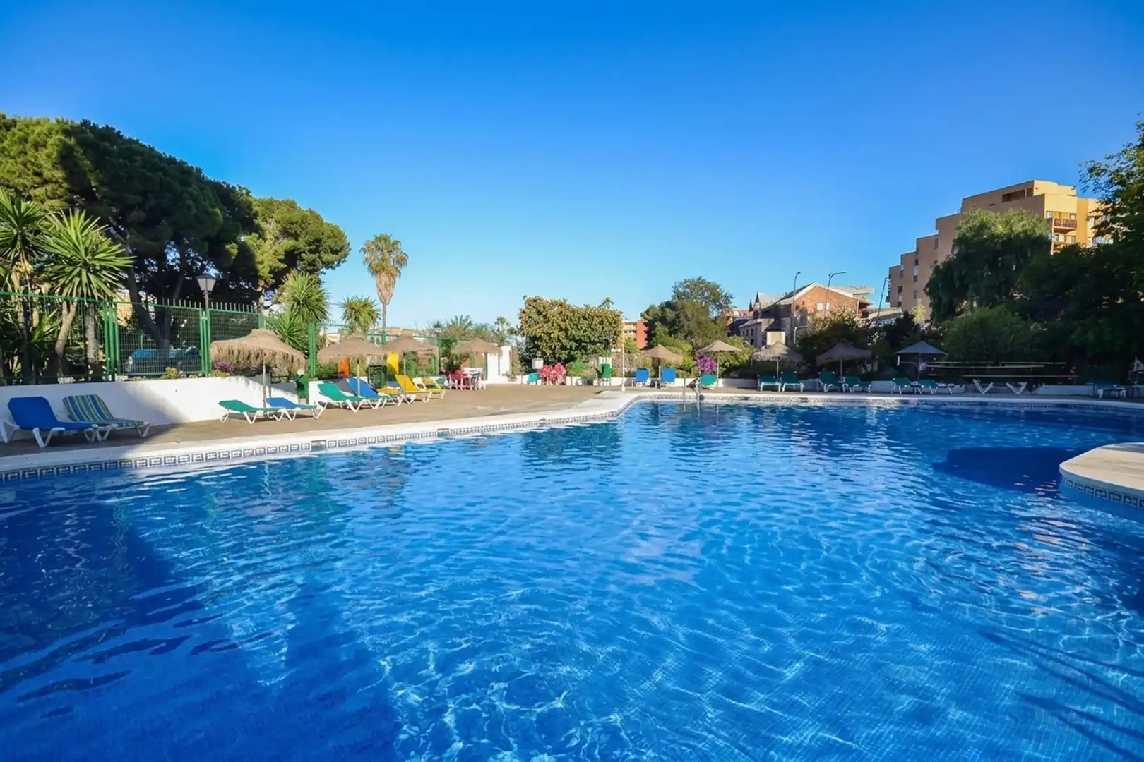 Piscina de Apartamento en venta en Benalmádena con Calefacción, Jardín privado y Terraza